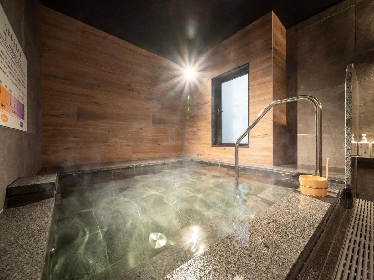 Super Premier Namba Shinsaibashi Natural Hot Spring Ōsaka