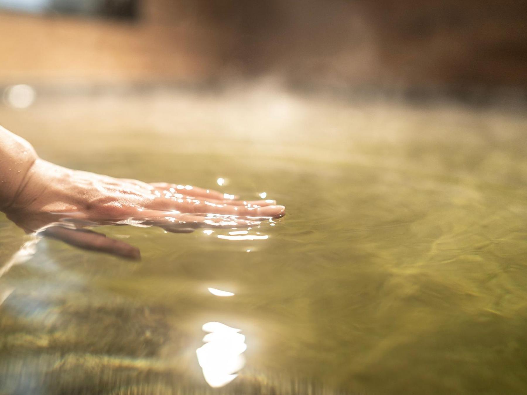 Super Premier Namba Shinsaibashi Natural Hot Spring Ōsaka